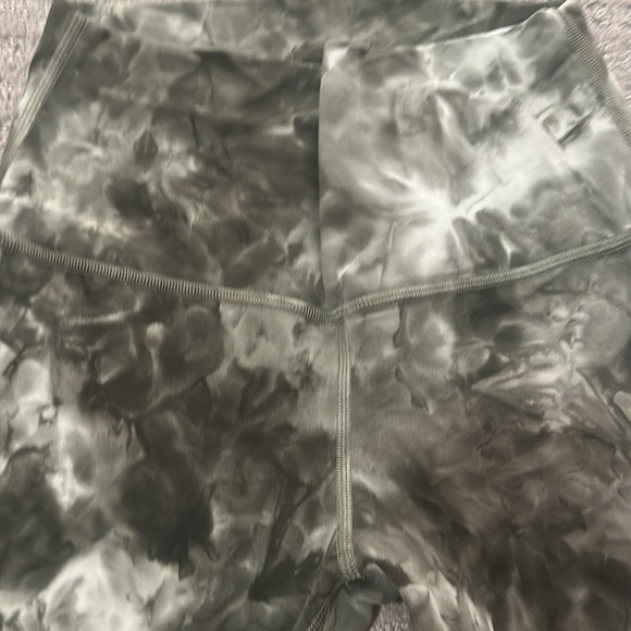 Lululemon align leggings - Picture 4 of 4